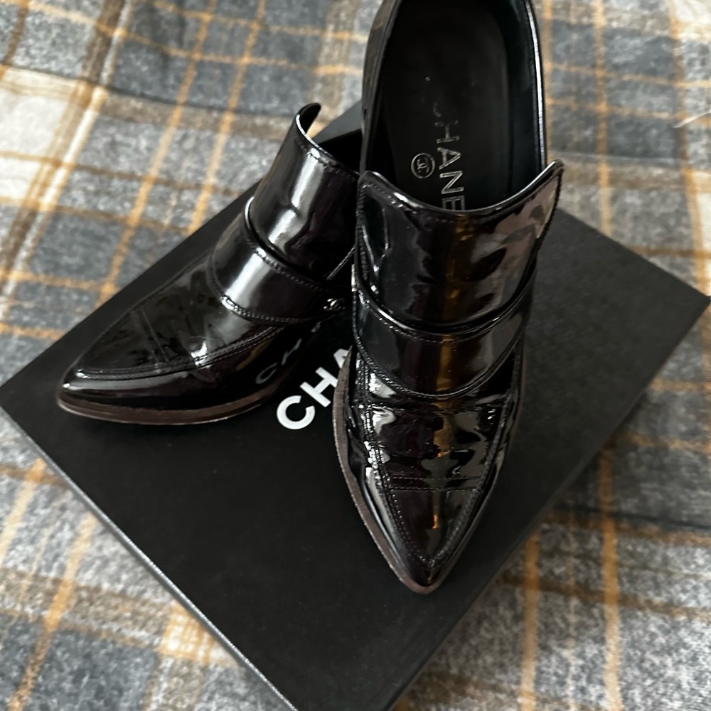 Chanel Black Patient Shoe